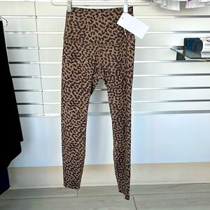 Tavi, High Waisted 7/8 Tight, Leopard Print